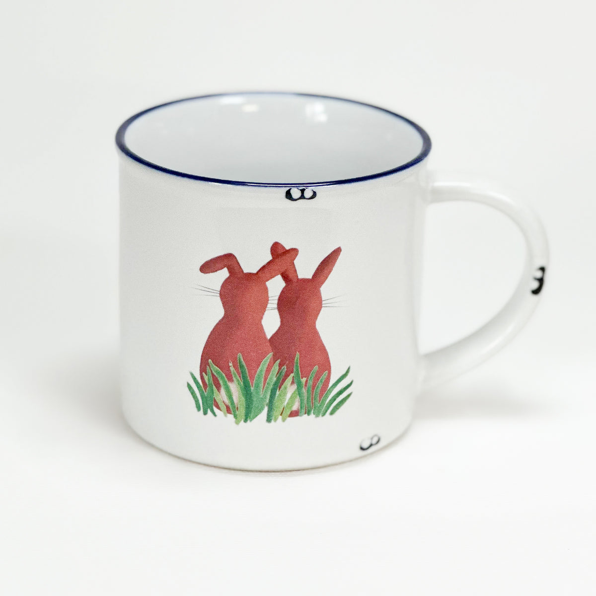 Keramiktasse Emaillelook mit blauem Rand  und einem Hasen, Größe 1: 10x10cm - Bild 1