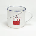 Keramiktasse in Emaille- Optik mit roter Gondel, Becher Winter, Schifahrer, Sportler, individualisierbar, Größe 1, Teetasse, 0,46l - Bild 1