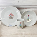 Produkt mit Kindergeskirr Pirat, Kindergeskirr Pirat, Produkt, Winterkollektion, Barbara's Porzellanwerkstatt