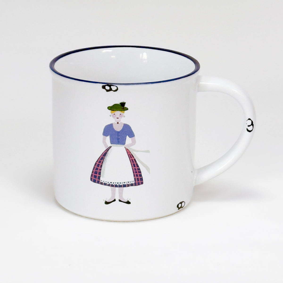 Keramiktasse Frau im Dirndl dunkel